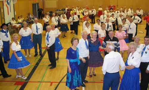 Freshman Square Dancing